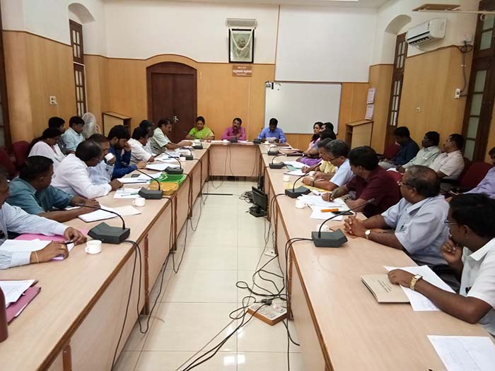 ಚಿಕ್ಕಮಗಳೂರು: ಕುಡಿಯುವ ನೀರಿನ ಸಮಸ್ಯೆಗಳ ಬಗ್ಗೆ ಅಗತ್ಯ ಕ್ರಮವಹಿಸಲು ಅಧಿಕಾರಿಗಳಿಗೆ ಡಿಸಿ ಸೂಚನೆ